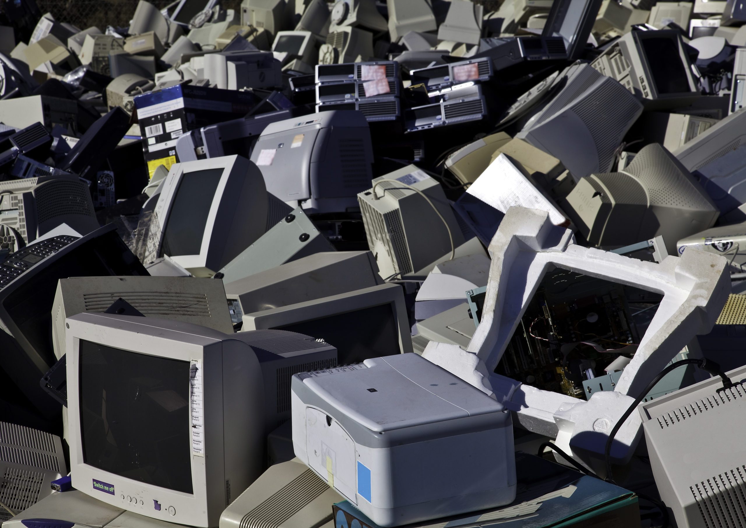 Computer laptop disposal service collect and recycle