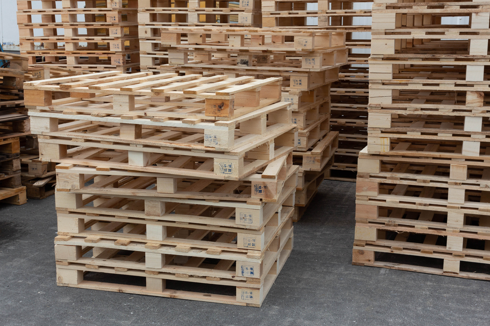 Pallet Recycling For UK Businesses | Collect & Recycle